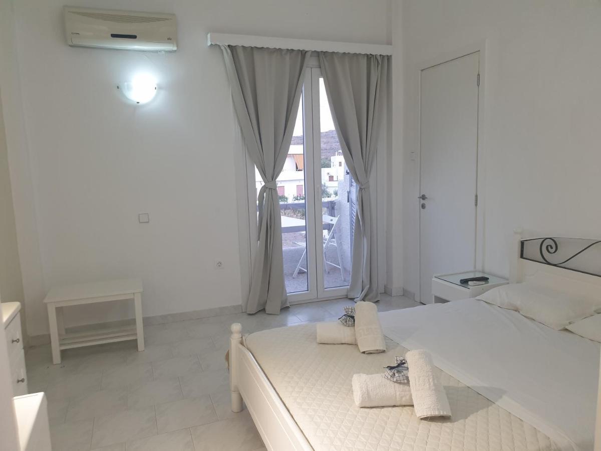 Syros Holidays Vari  Экстерьер фото