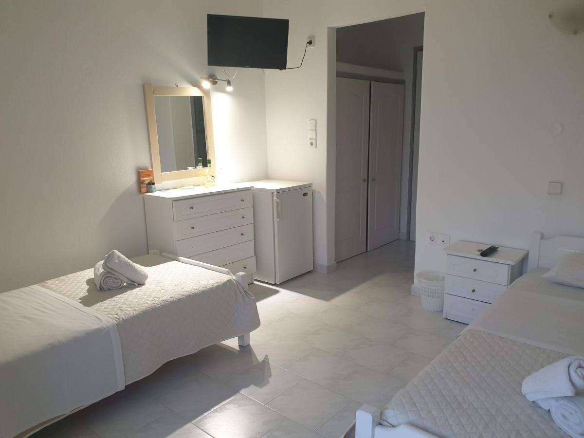 Syros Holidays Vari  Экстерьер фото